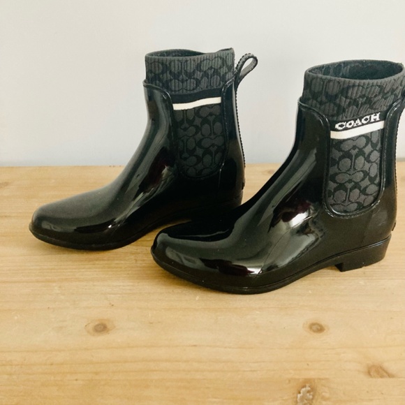 Coach Rivington Rain Bootie in Black Size 7 - Picture 2 of 5